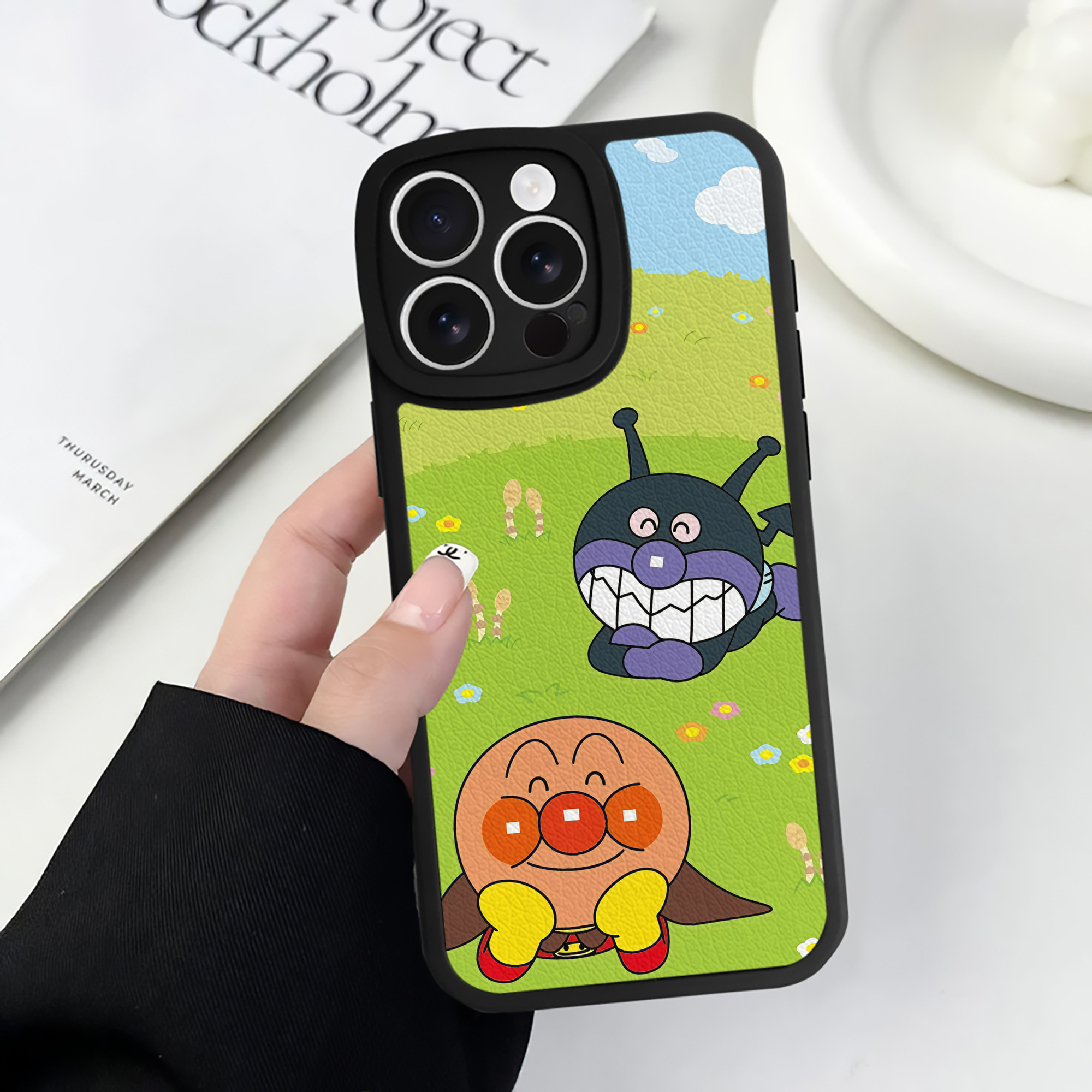 （画像用） アンパンマン Anpanman 【iPhone 16シリーズ対応】シリコンスマホケース（レザー調） 材質：シリコン